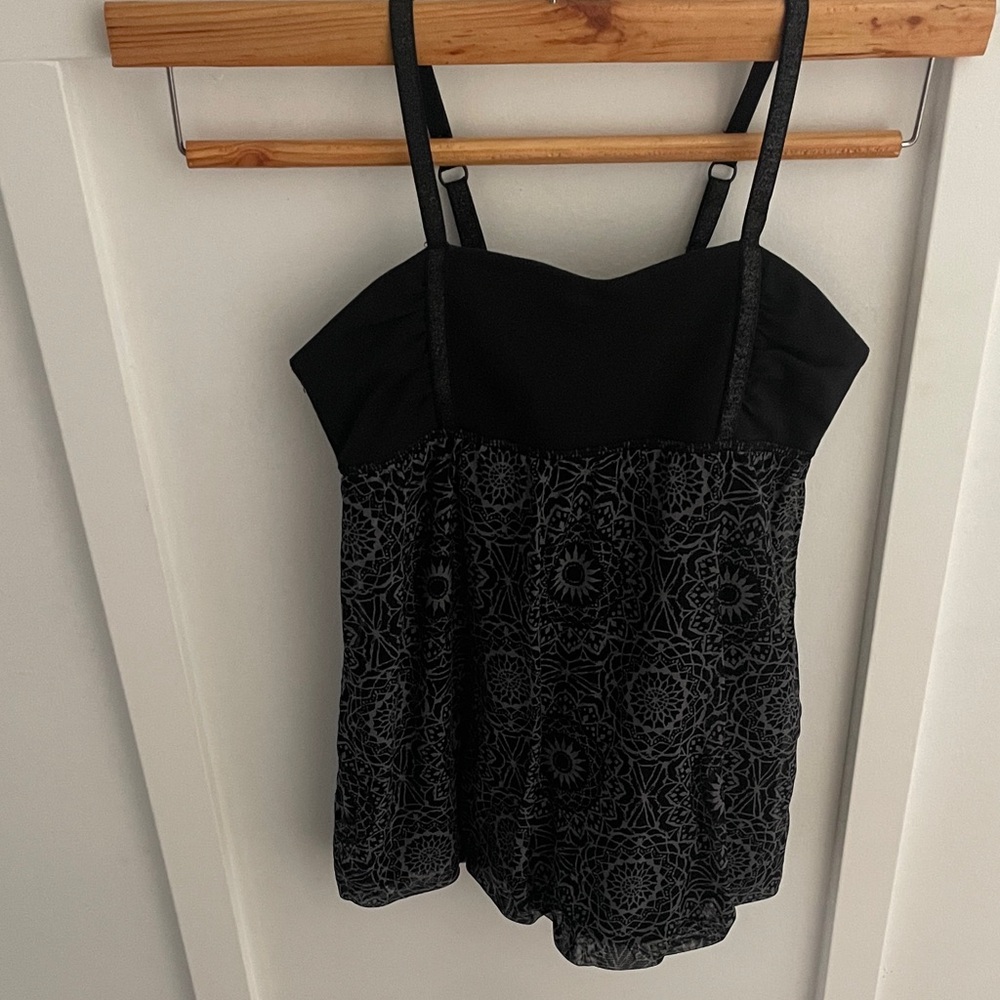Ivivva Black Geometric Tank Top